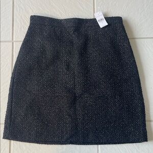 NWT Ann Taylor black metallic tweed skirt- size 4